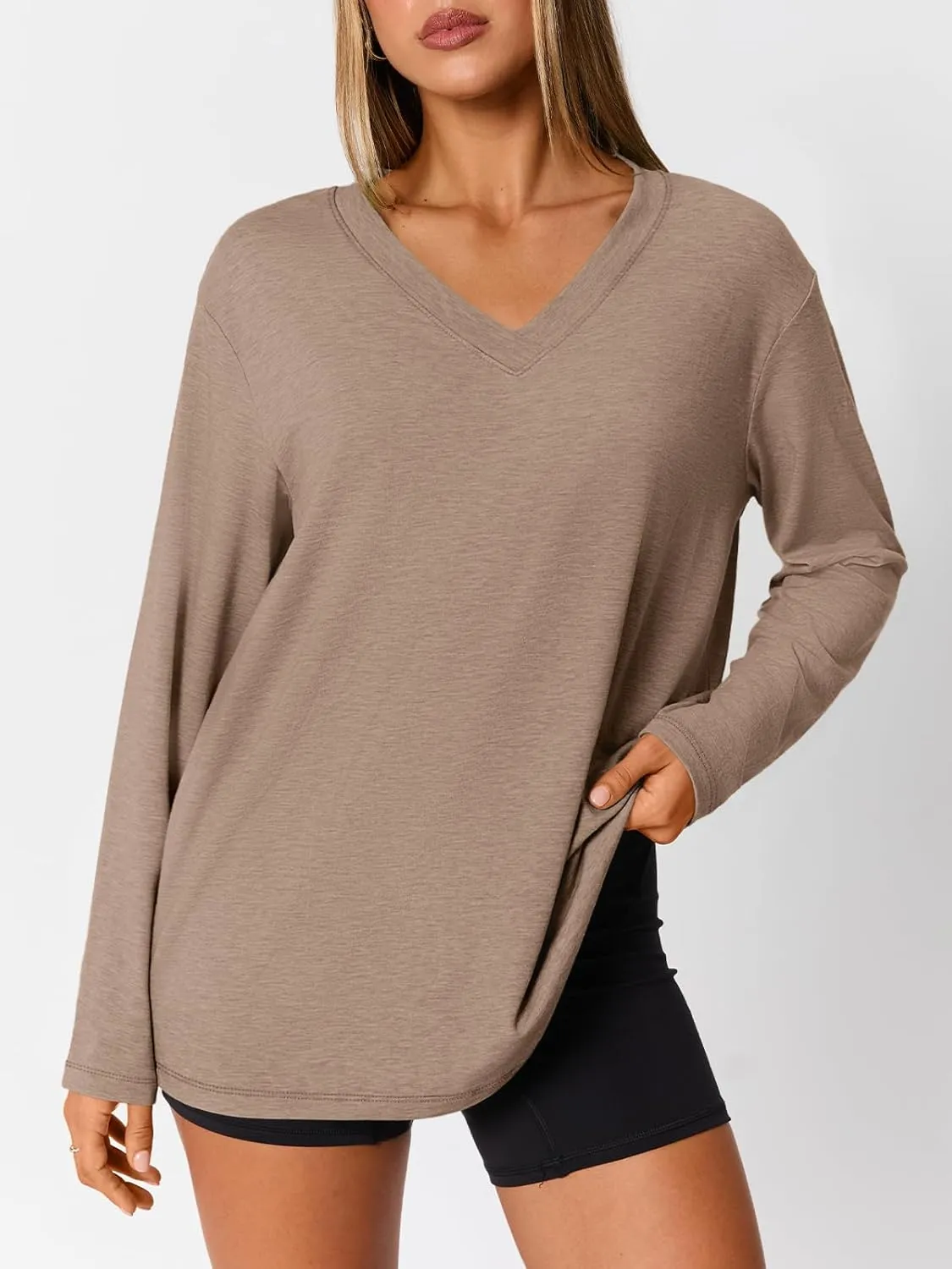 Trendy Queen Oversized Tshirts for Women Workout Plus Size Gym Tops V Neck Long Sleeve T Shirts Spring Casual Basic Tees